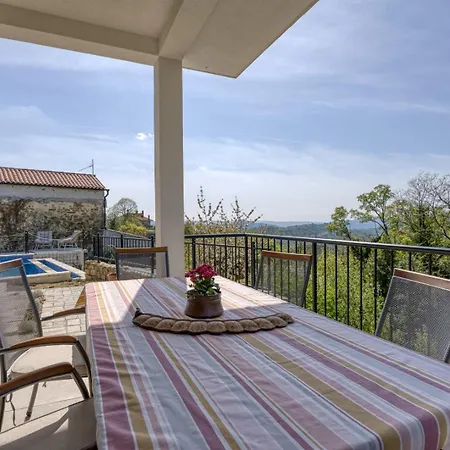 Villa Casa Emilia In Sveti Donat Buzet