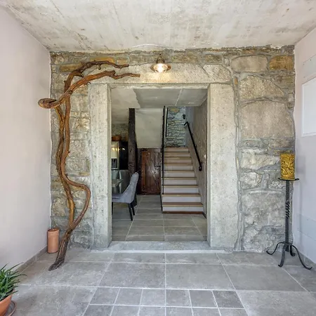 Casa Emilia In Sveti Donat 别墅 布泽特