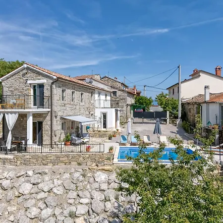 Casa Emilia In Sveti Donat 布泽特